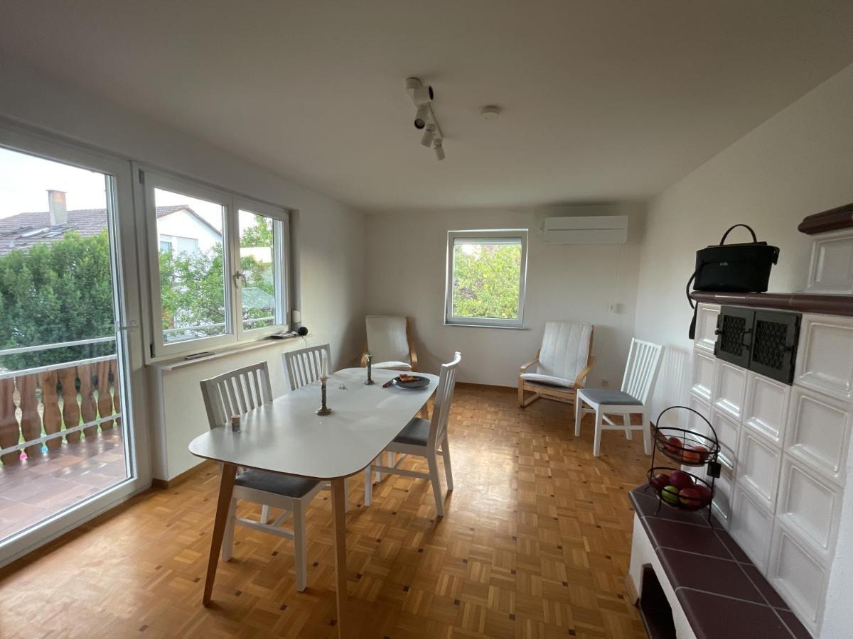 Sonnige 3 Zimmer Wohnung Mit Schoenem Balkon Im Gruenen Reutlingen Luaran gambar